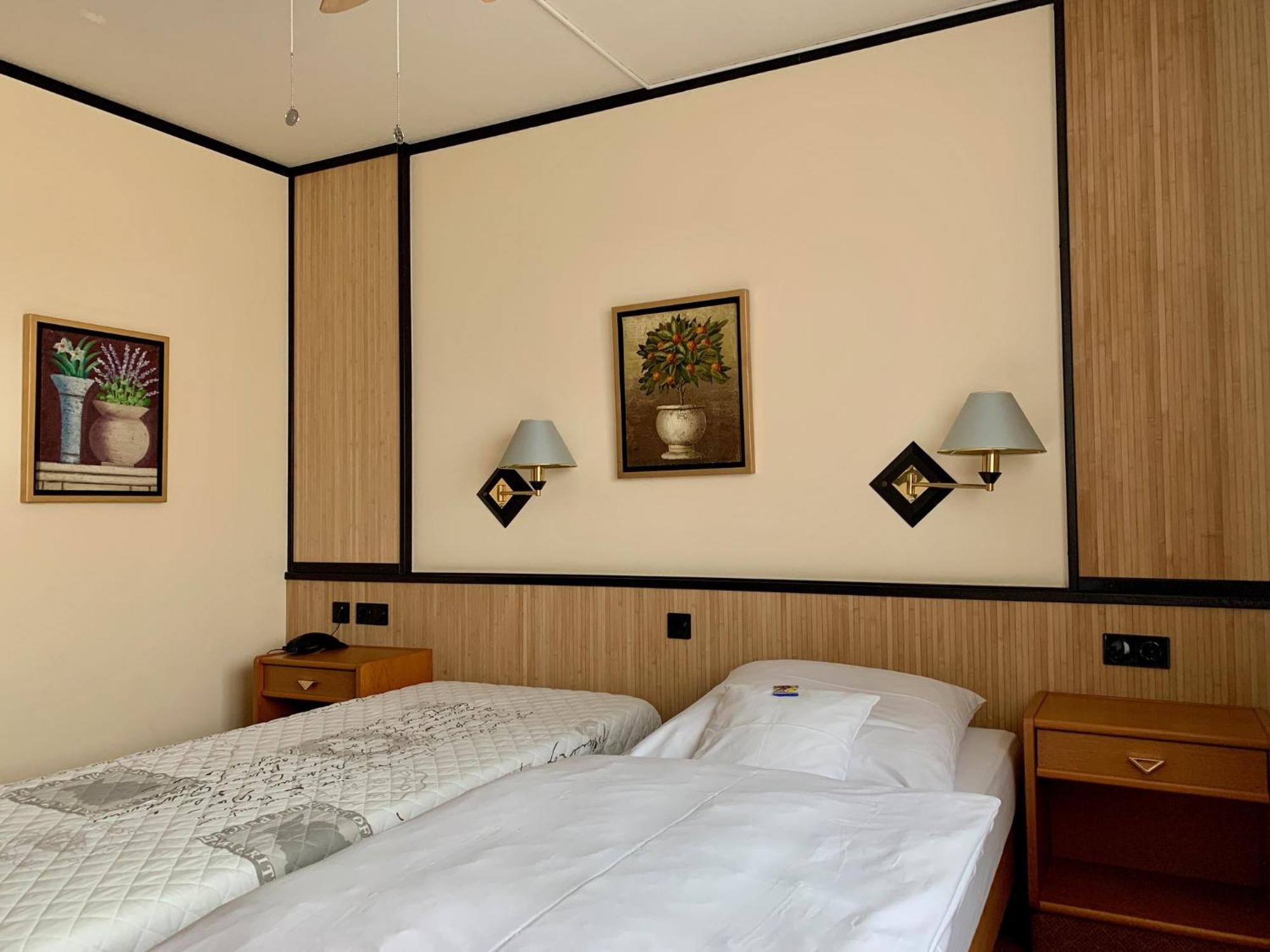 Hotel Seebach Großenseebach Esterno foto
